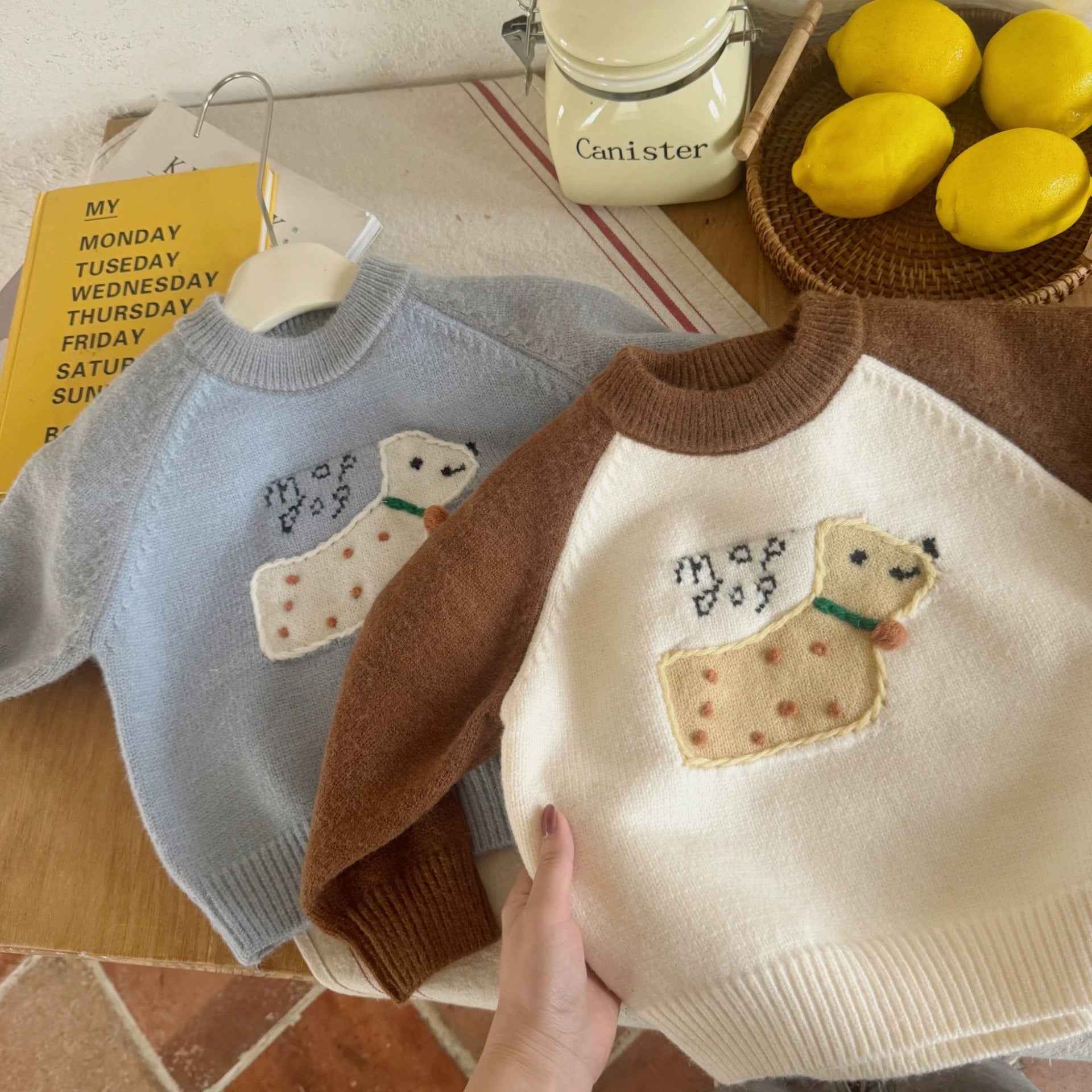 Children's 2025 Winter Sweater, Boys and Girls, Thickened Casual Knitwear, New Style, Baby Cartoon Pullover Base Layer, Warm