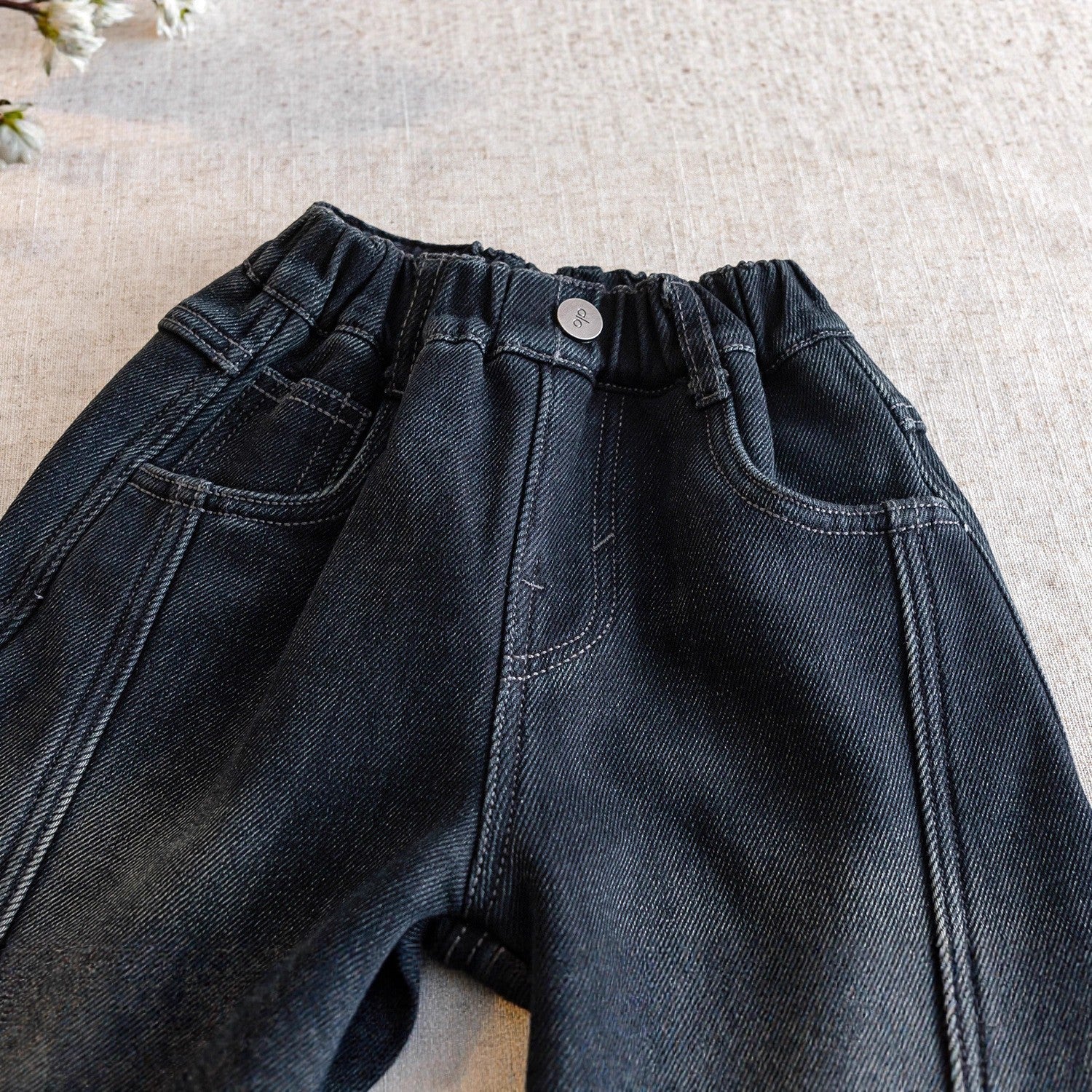 Kids' fleece-lined jeans, new autumn/winter style, thickened fleece-lined casual pants for toddlers and babies, warm winter wear.
